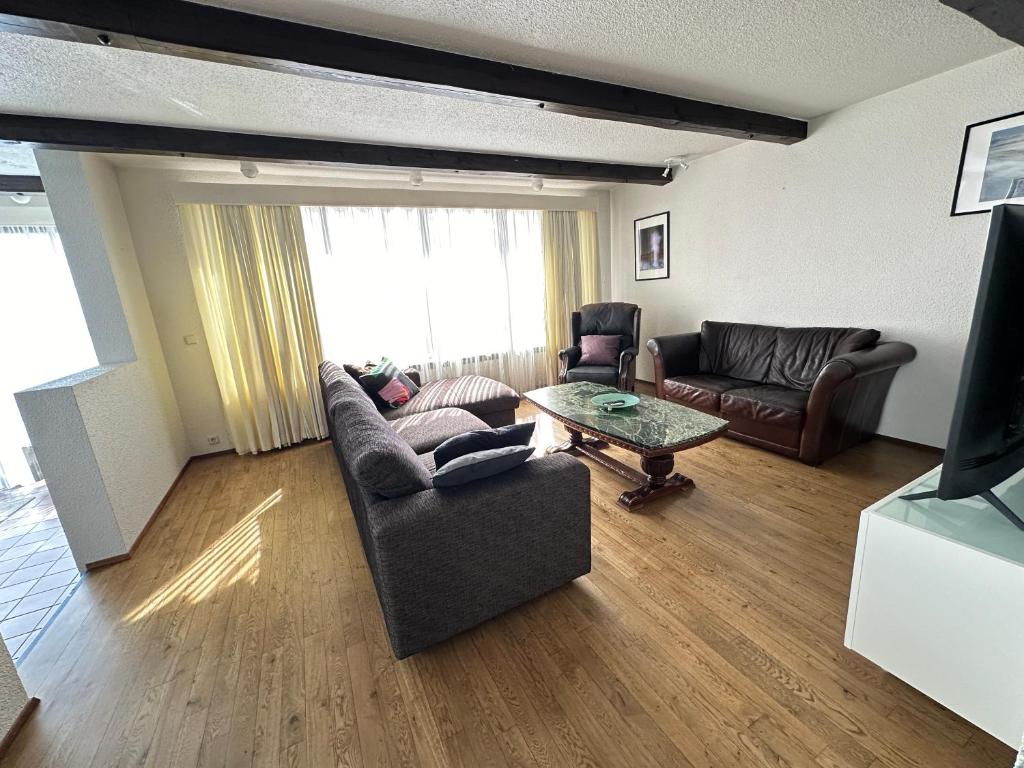 House in Reykjavik - Birta Rentals - Five-Bedroom House