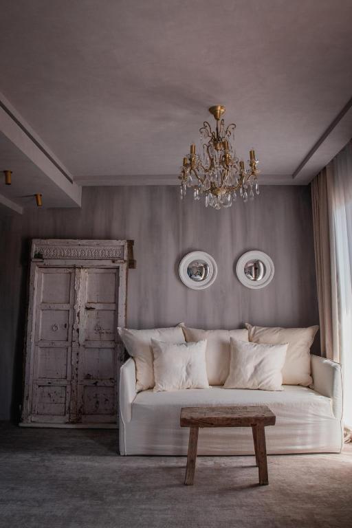 Posezení v ubytování Unique Boutique Hotel Antibes Juan-les-Pins