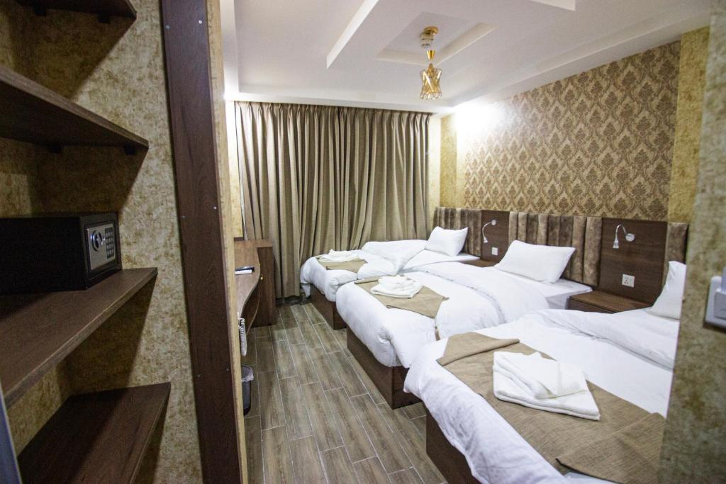 Beirut Hotel 2 New - Housity