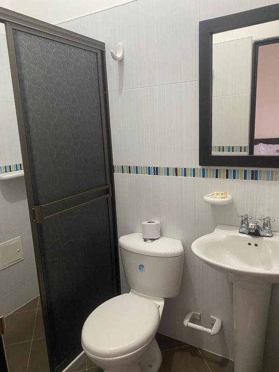 Koupelna v ubytování Hotel Milenium