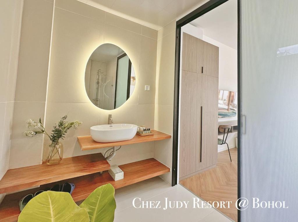 Koupelna v ubytování Chez Judy Resort