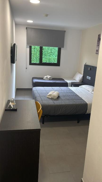 6 Bis HOTEL - Habitación Triple