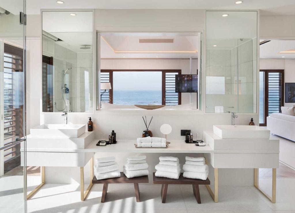 Posezení v ubytování The Setai Tel Aviv, a Member of the leading hotels of the world