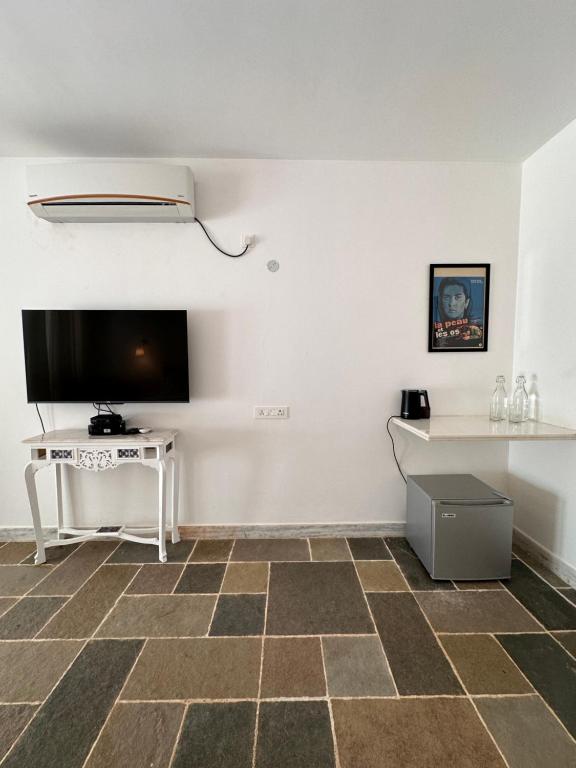 TV a/nebo společenská místnost v ubytování Oceanic - Luxury Boutique Hotel