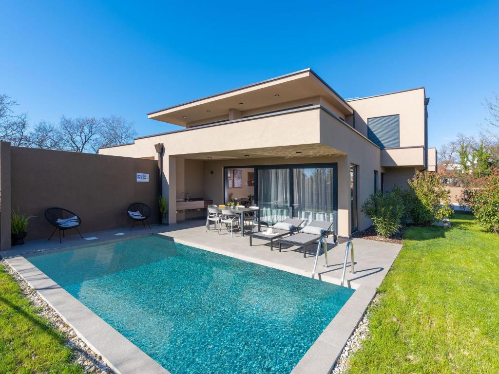 Hồ bơi trong/gần Apartment with bubble bath in Istria