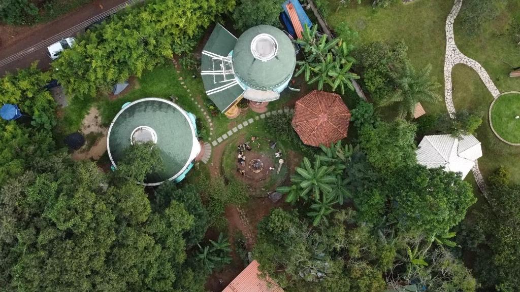 Zahrada ubytování Espaço Cultural Lotus - Suítes, Hostel e Camping
