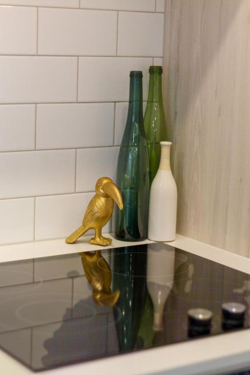 Gorgeous in Green - 2 bed Central Oasis w/king bed - Resim 21