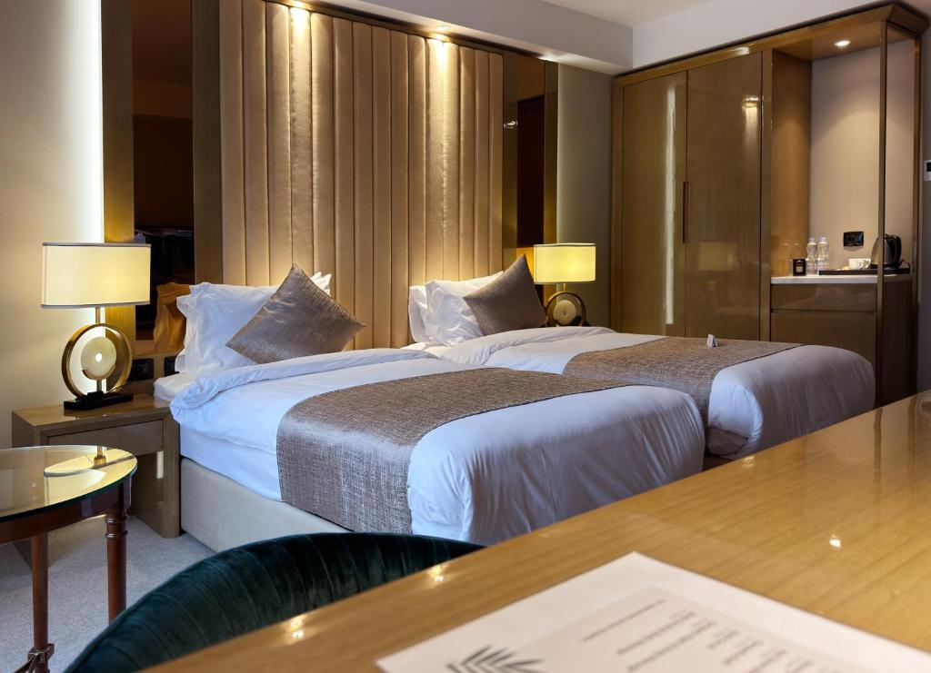 Marjan Plaza Hotel - Deluxe Suite