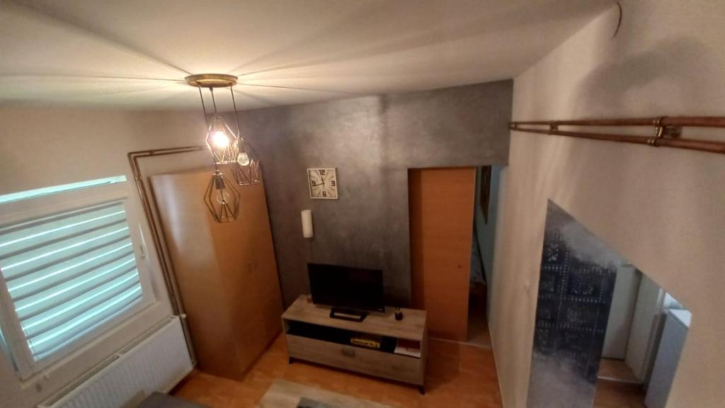 TV a/nebo společenská místnost v ubytování Apartman Ivona