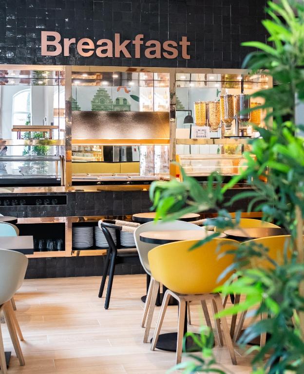 B&B HOTEL Brussels Centre Gare du Midi - Resim 36