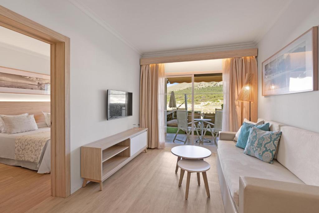 Гостиная зона в VIVA Cala Mesquida Resort & Spa