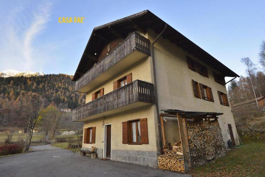 Budynek, w którym mieści się apartament