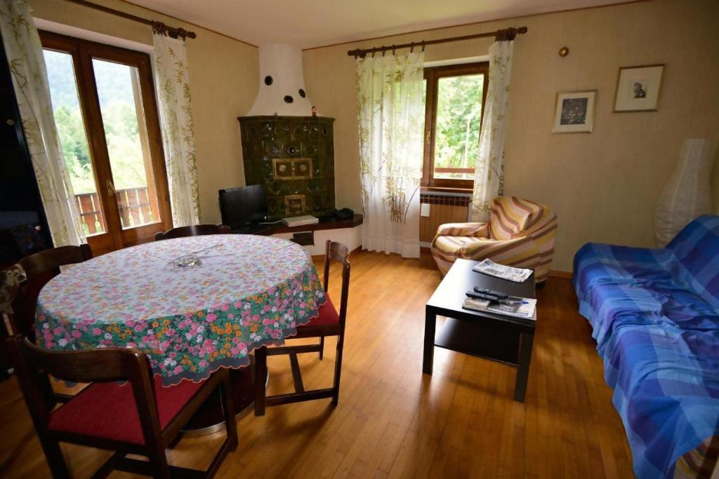 Część wypoczynkowa w obiekcie Casa Faè Dolomiti