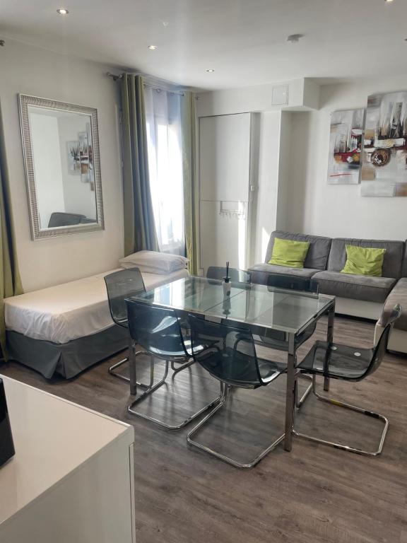 Mary's Hotel République - Resim 30