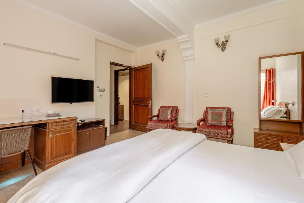 TV a/nebo společenská místnost v ubytování Cp Villa - Rooms with Patio