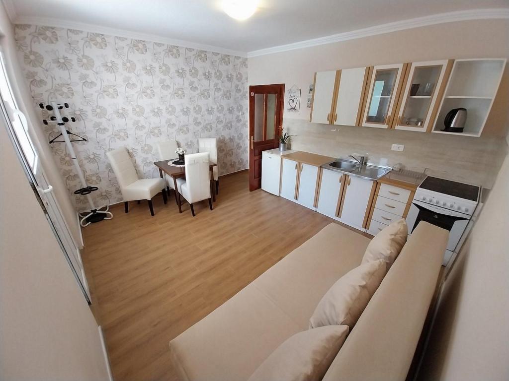Apartments Sun House - One Bedroom Apartment With Terrace And Sea View