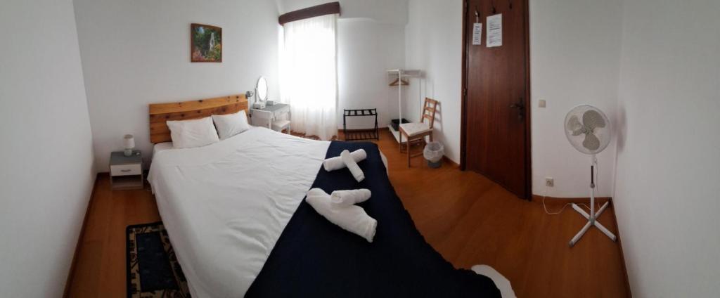 Adamas Bed & Breakfast - 16