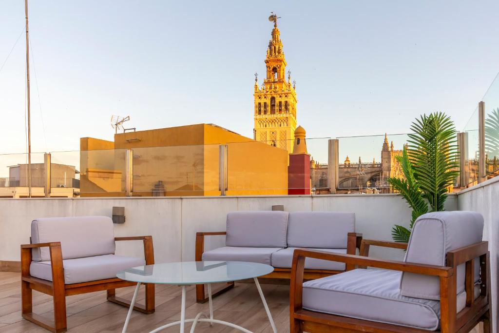 Conteros Dúplex - Terraza vistas a la Giralda - Housity