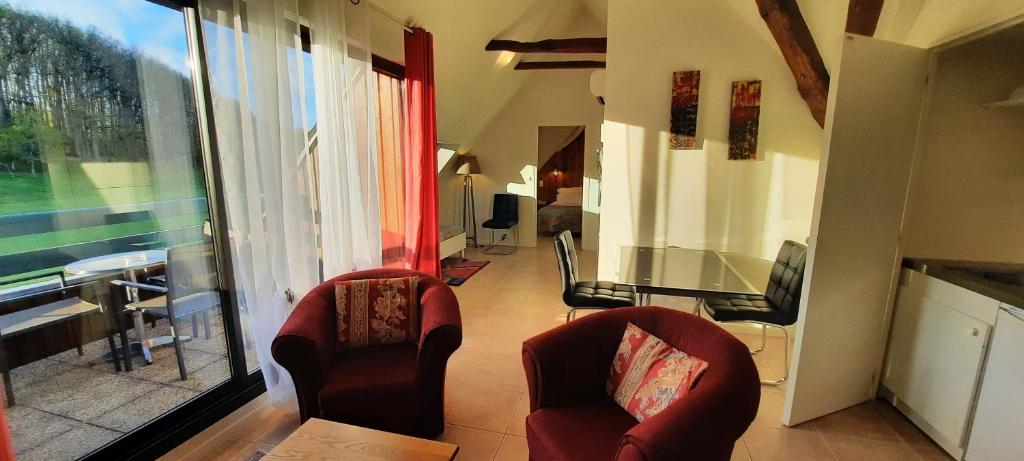 Domaine de Mezeyrac - Laguiole - Apartamento De Una Habitación Con Terraza