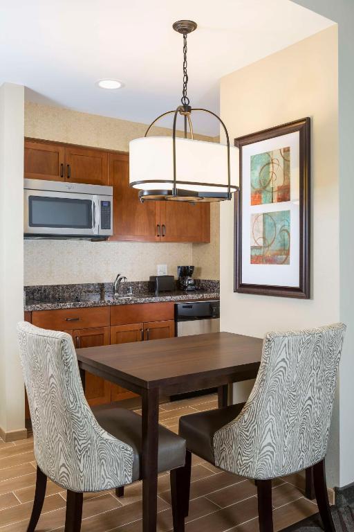 Homewood Suites by Hilton San Bernardino - Suite King De 2 Dormitorios - No Fumadores