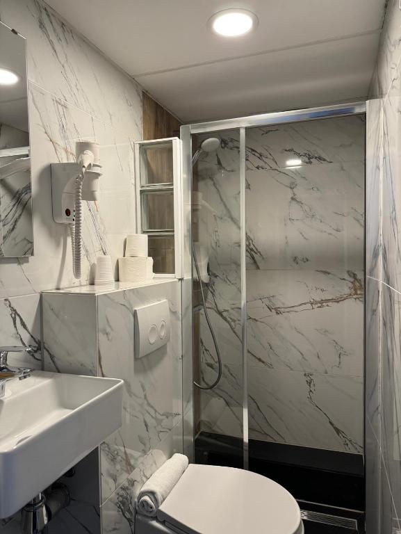 Hotel Titus City Centre - Resim 8