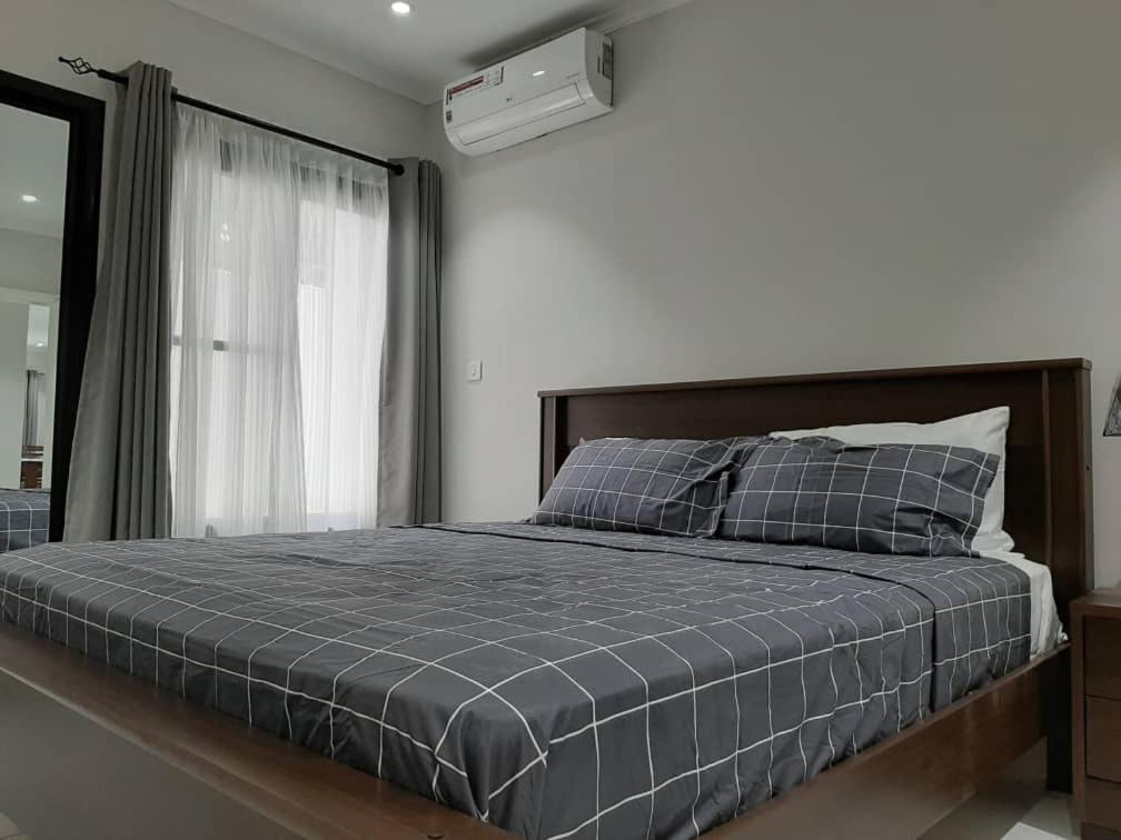 Blue Ocean Apartments (Brufut) 2