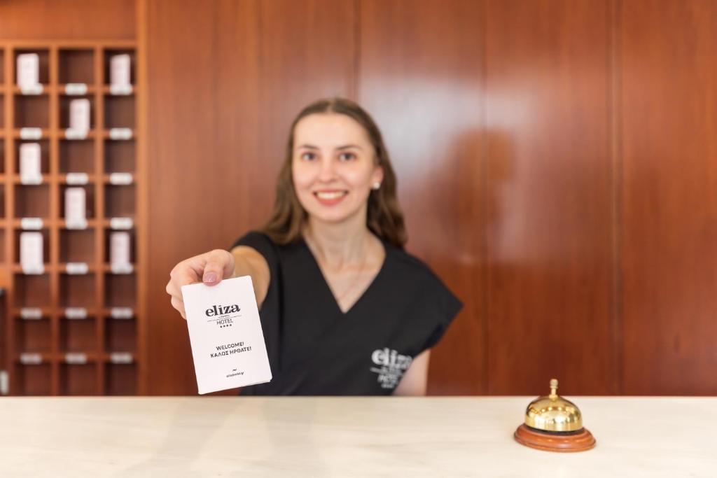 Členové personálu v ubytování Eliza Hotel by Panel Hospitality