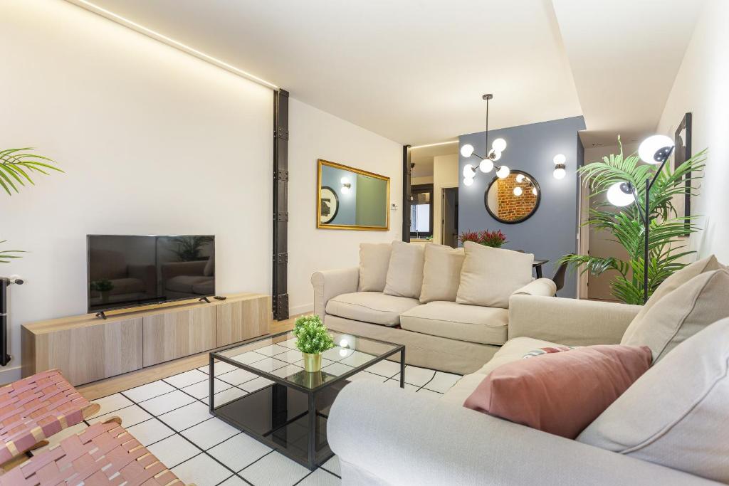 4 Ways en Madrid - Three-Bedroom Standard Apartment