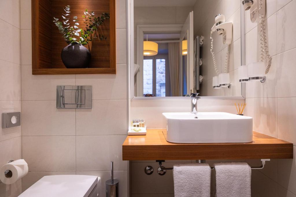 Boutique Hotel Stari Grad - 3