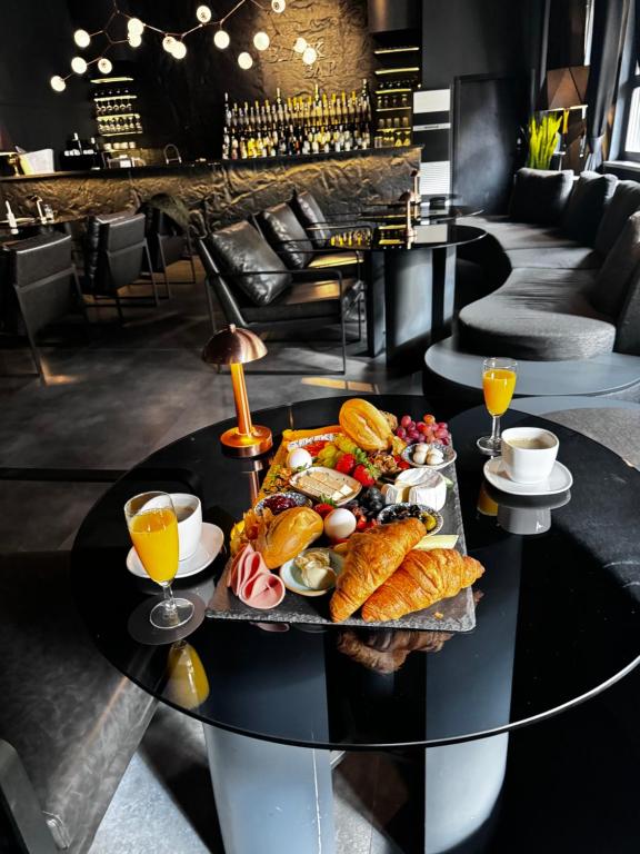 Black Hotels Köln - Resim 6