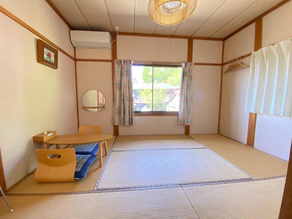 Posezení v ubytování Guesthouse Takayama Hanzansha