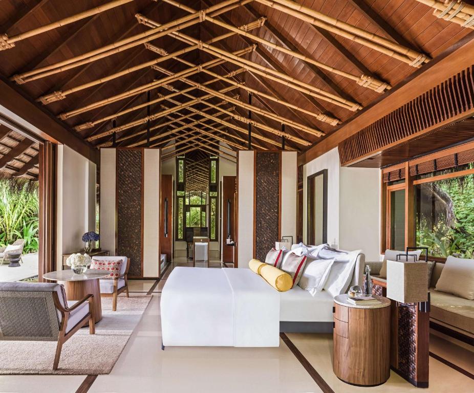 One&Only Reethi Rah - View 33
