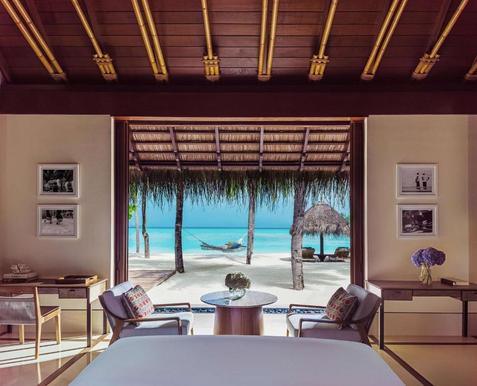 One&Only Reethi Rah - View 35