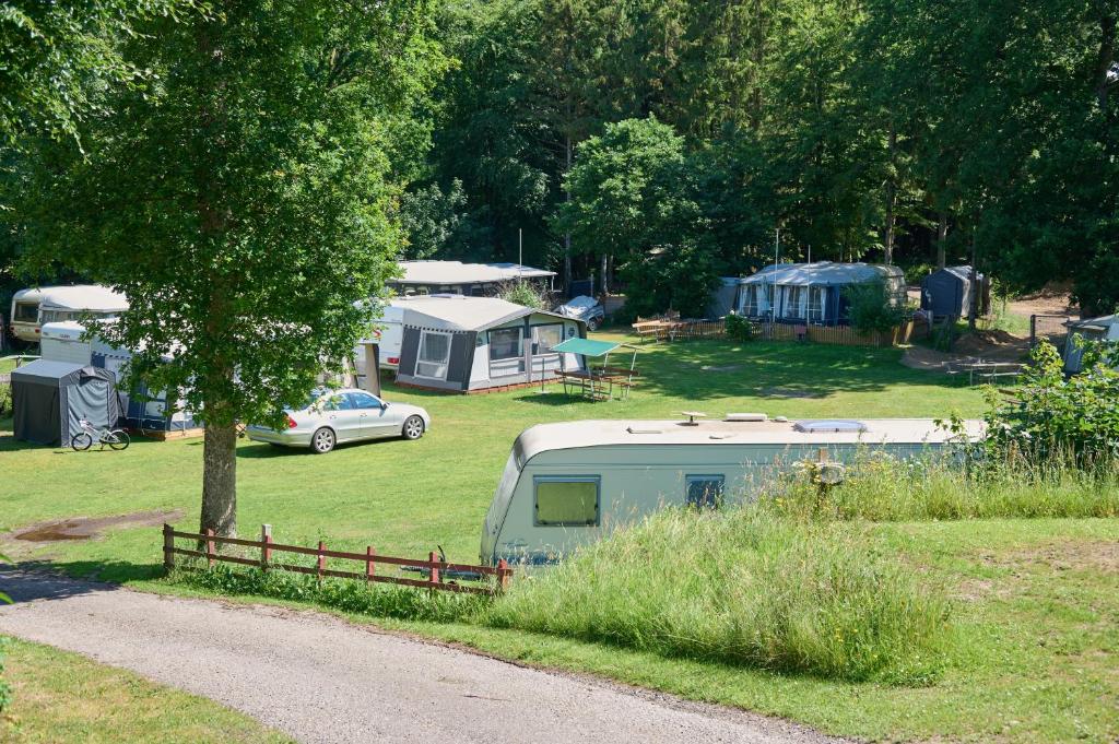 Zahrada ubytování Randbøldal Camping & Cabins