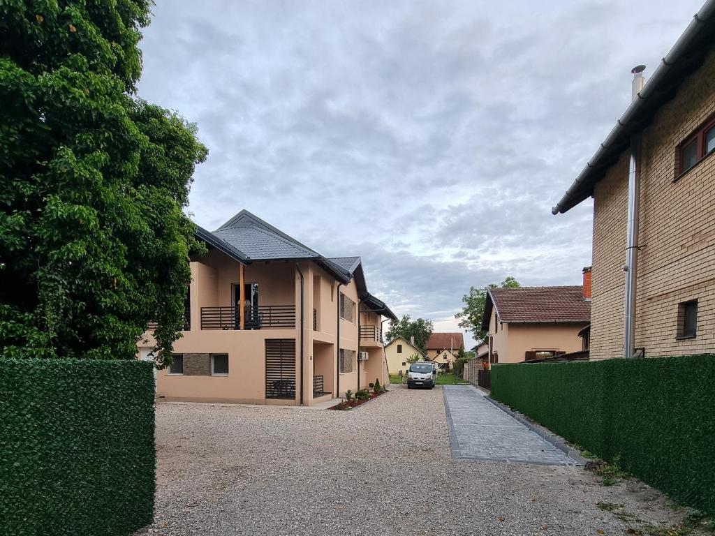 Budova, kde se apartmán nachází