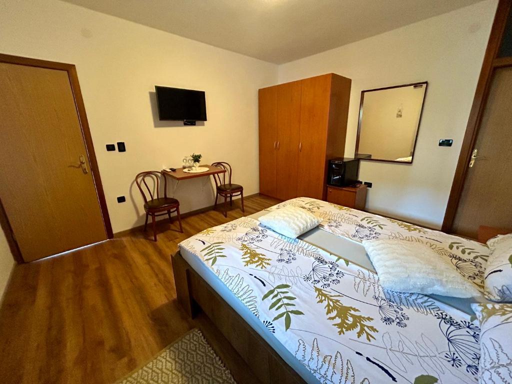 Guest House Casa Mia - Rooms & Apartments - 2