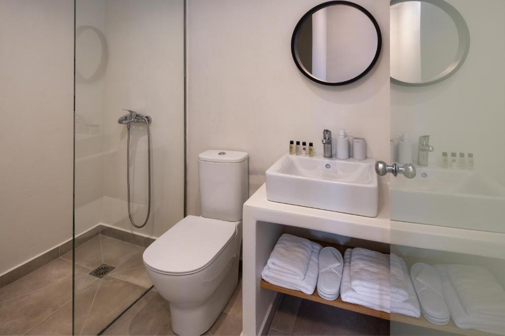 Hillside Elegance - 8