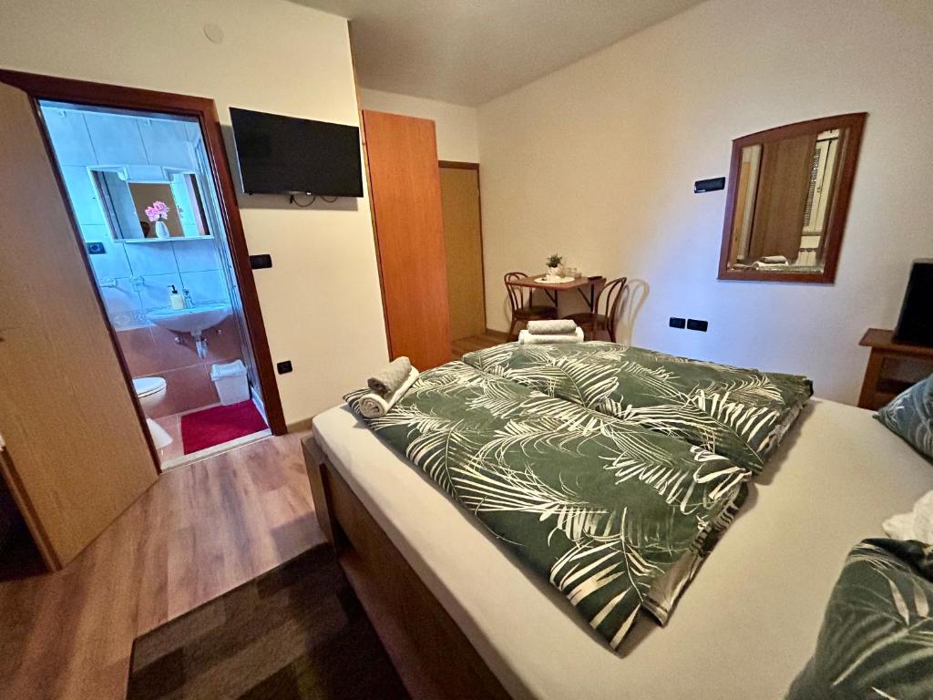 Guest House Casa Mia - Rooms & Apartments - 9