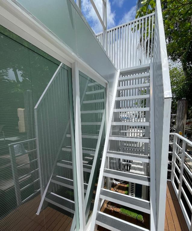 Fotografie z fotogalerie ubytování Unique Houseboat Modern and New v destinaci Fort Lauderdale