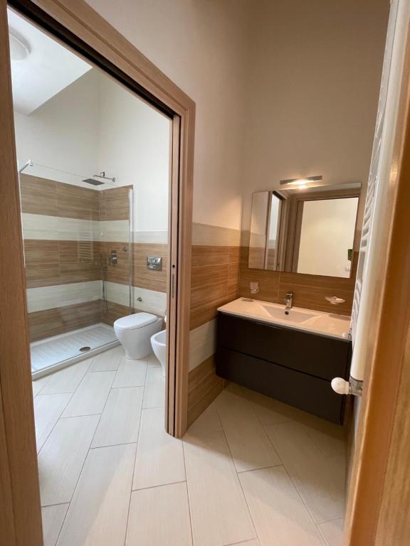 A bathroom at I Giardini di Pula "La terrazza"