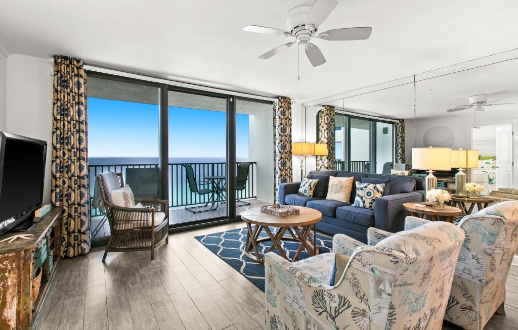One Seagrove Place 1405