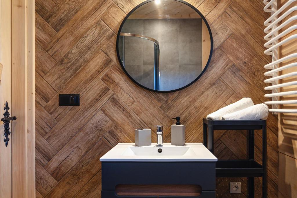 Kúpeľňa v ubytovaní Domek Góralski Premium - Highlander Chalet Kościelisko-Zakopane
