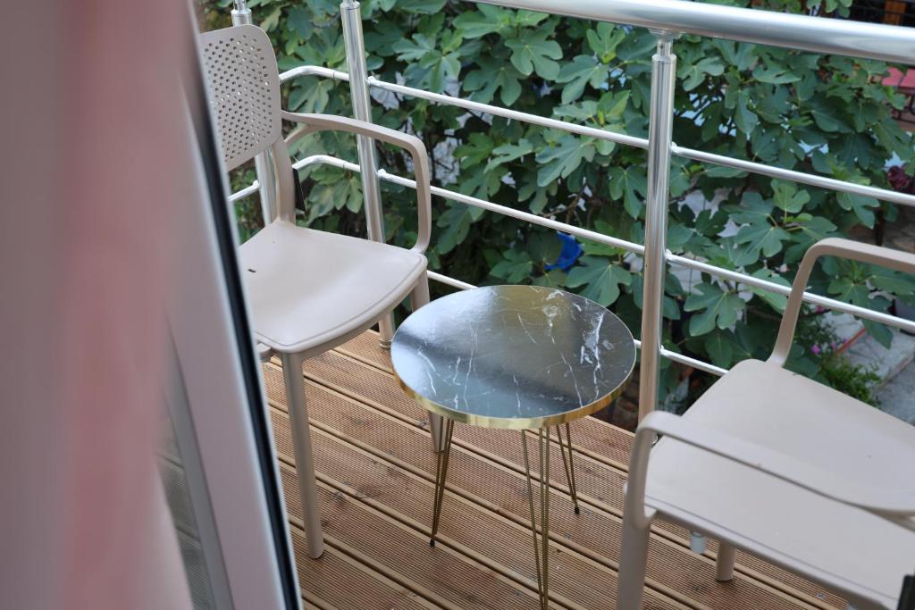 Balkón nebo terasa v ubytování Ida Apartments