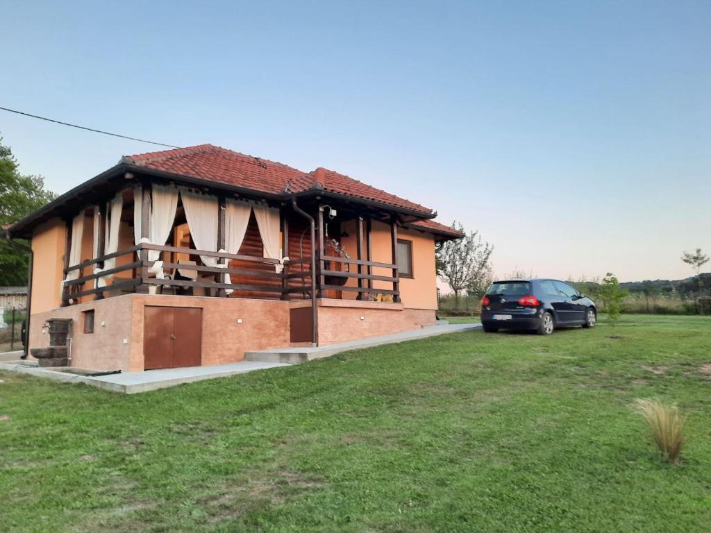 Budova, kde se prázdninový dům nachází