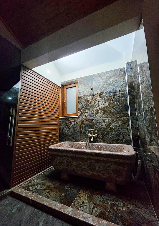 Fotografie z fotogalerie ubytování Villa Parku Rinia v destinaci Korçë