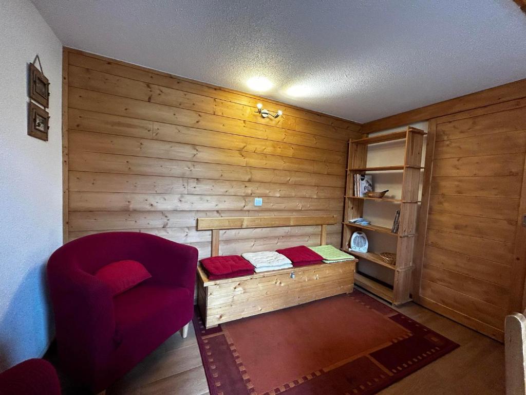 מיטה או מיטות בחדר ב-Appartement Les Menuires, 3 pièces, 7 personnes - FR-1-452-36