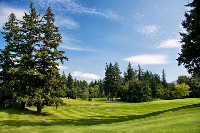 Golf v hotelu nebo okolí