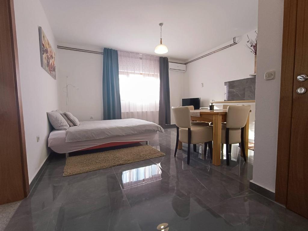 Apartments Poljanak Green House - 1