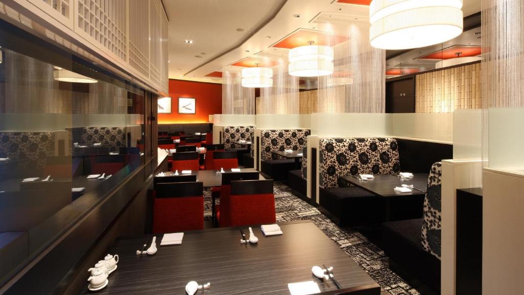 Posezení v ubytování ANA Crowne Plaza Niigata by IHG