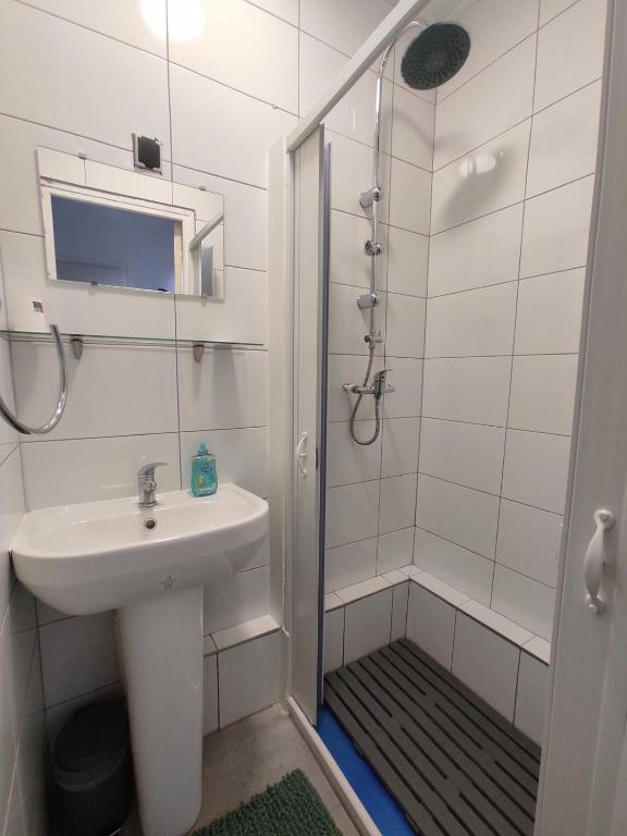 Koupelna v ubytování Hotel Le Bon Moine